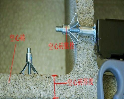 电视机孔洞遮盖的实用方法（美观简单解决电视机孔洞问题）